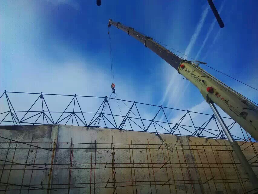 津南食堂网架结构工程